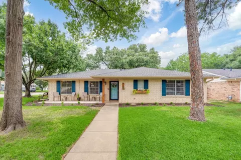 913 Bedford W Ct, Hurst, TX 76053