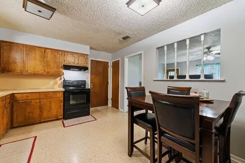 603 Kyle St, Bangs, TX 76823 photo 7