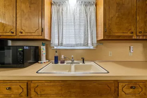 603 Kyle St, Bangs, TX 76823 photo 6