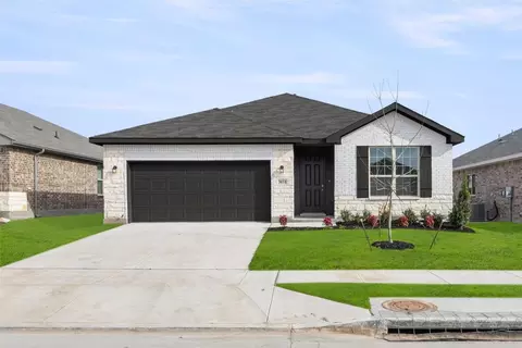 3031 Brittlebush Dr, Fort Worth, TX 76108