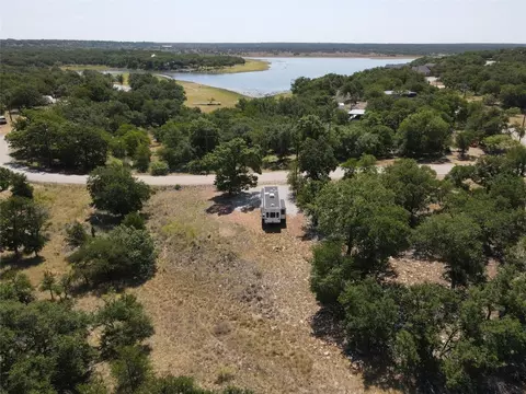 135 Lake View Dr, May, TX 76857