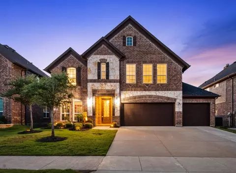 2445 Twin Oaks Dr, Little Elm, TX 75068