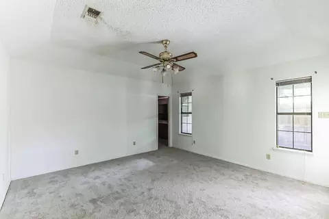 110 Smith St, Como, TX 75431 photo 12