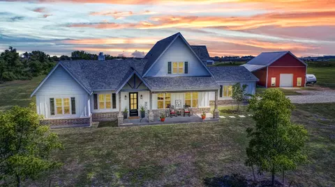 19040 Community Dr, Nevada, TX 75173