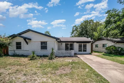 1406 Meadowcrest Dr, Garland, TX 75042