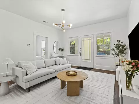 5617 Victor St, Dallas, TX 75214