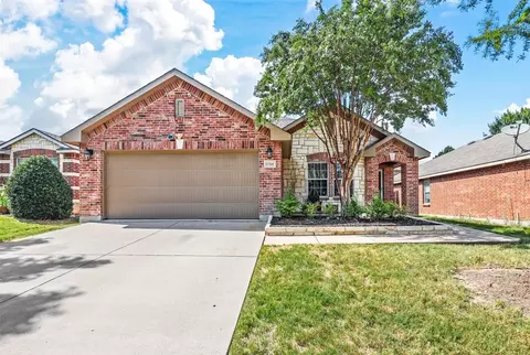 10141 Longranger Dr, Hurst, TX 76053