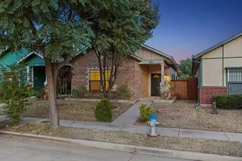 4802 Joseph Wiley St, Dallas, TX 75210