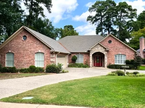 1102 Ashwood Dr, Tyler, TX 75703