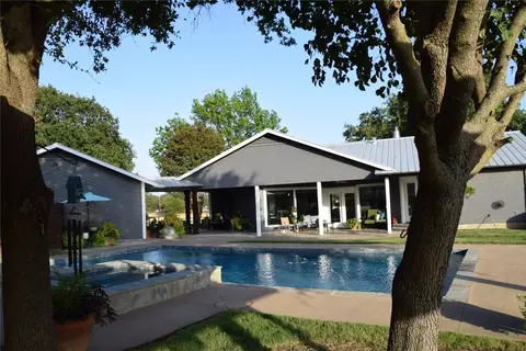 901 County Road 314, Cleburne, TX 76031