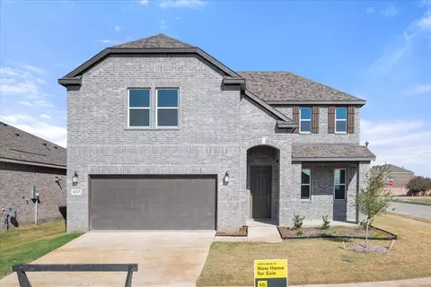 1857 Aslynn Cir, Aubrey, TX 76227