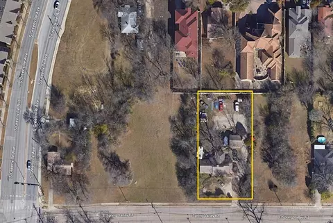 313 E Spring Valley Rd, Richardson, TX 75081 photo 2