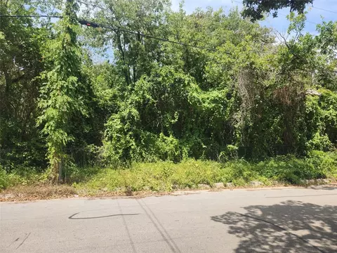 2152 Lynnhaven Ter, Fort Worth, TX 76103