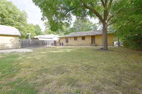 2003 Costa Mesa Dr, Dallas, TX 75228