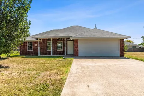 314 Windjammer Rd, Gun Barrel City, TX 75156