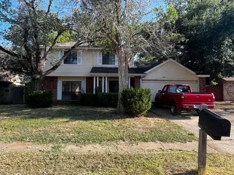6706 Greenspring Dr, Arlington, TX 76016