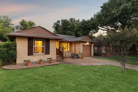 2018 Berkley Ave, Dallas, TX 75224