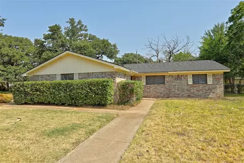 3317 Pritchett Dr, Irving, TX 75061