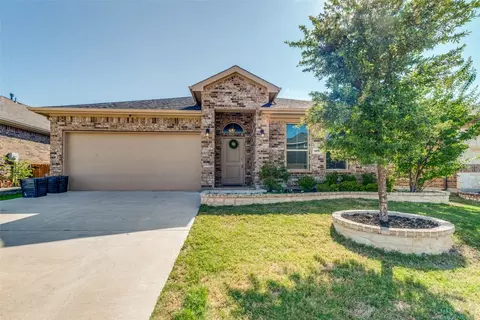 9501 Belle River Trl, Fort Worth, TX 76177