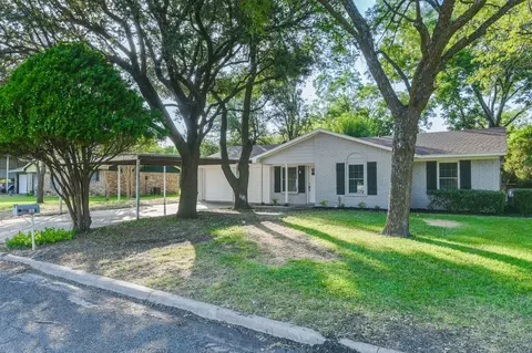 124 Barbara Way, Waxahachie, TX 75165