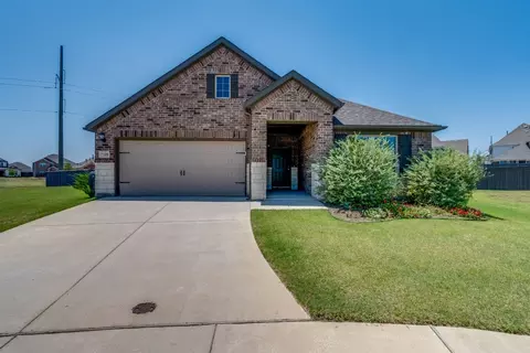 7118 Lilac Dr, Venus, TX 76084