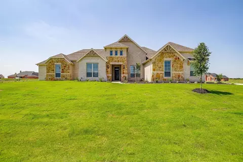 341 Lakota Pkwy, Waxahachie, TX 75165