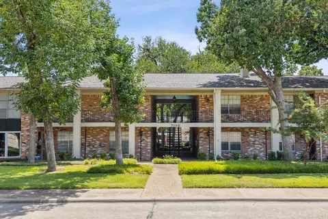 7806 Royal Ln #217, Dallas, TX 75230