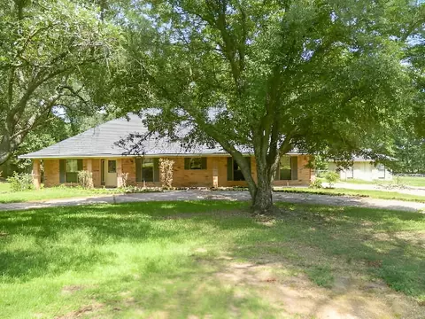 7503 Waterwood Dr, Greenwood, LA 71033