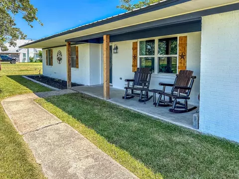 7325 Fm 642, Purdon, TX 76679