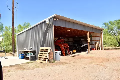 320 E County Road 326, Lohn, TX 76852 photo 27