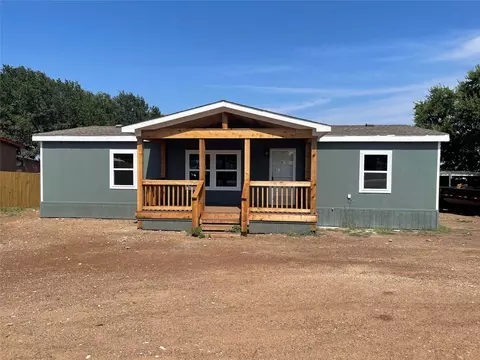 9274 Running Bear Rd, Aubrey, TX 76227