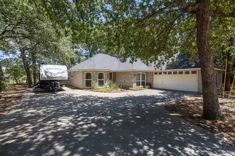 6919 Stewarts Oaks Ct, Granbury, TX 76049