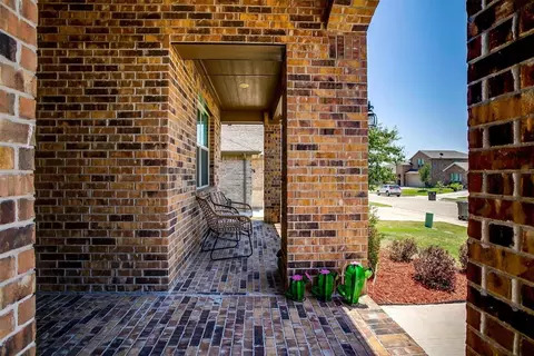 1109 Pacifica Trl, Cleburne, TX 76033 photo 2