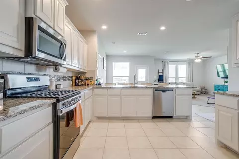 1109 Pacifica Trl, Cleburne, TX 76033 photo 11