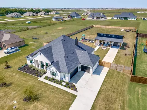 1213 Jungle Dr, Forney, TX 75126