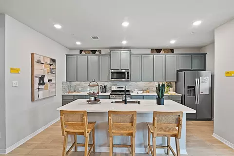 3018 Willow Wood Ct, Heartland, TX 75114