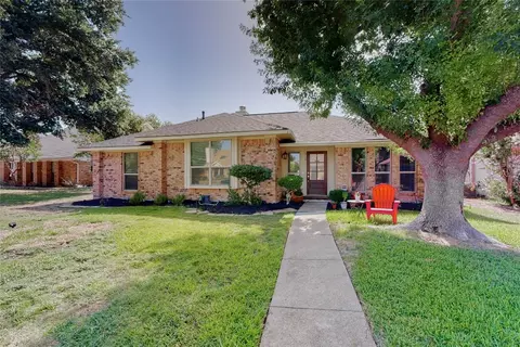 316 Lakewood Ct, Coppell, TX 75019