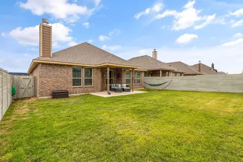 916 Hawks Way, Argyle, TX 76226 photo 32