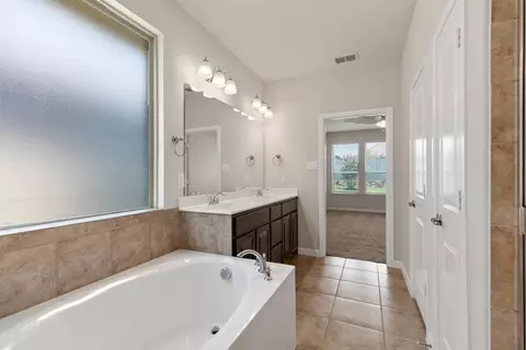 916 Hawks Way, Argyle, TX 76226 photo 26