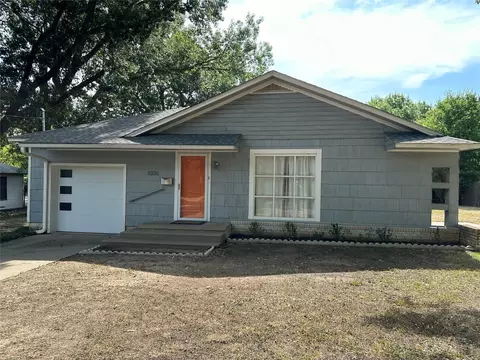 1008 Hillcrest St, Denton, TX 76201