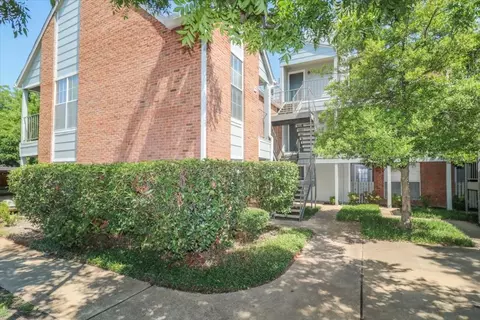 3210 S Fielder Rd #210, Arlington, TX 76015