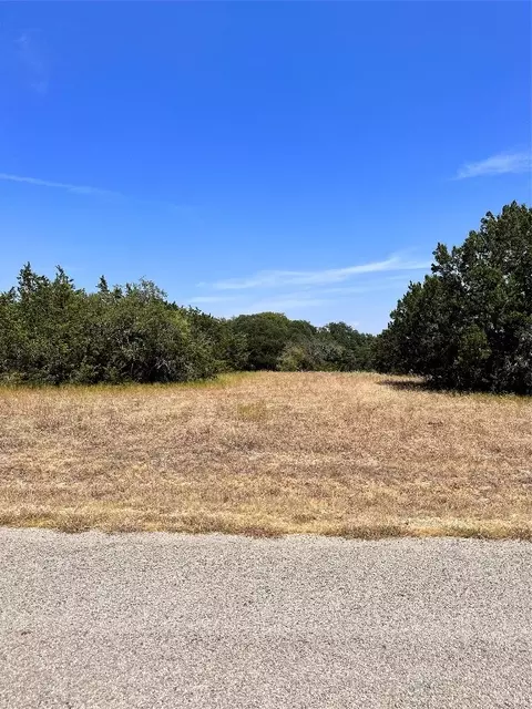 19014 Bluebonnet Dr, Whitney, TX 76692