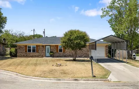 1 Alamo Ct, Brownwood, TX 76801