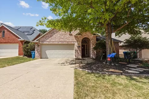 1016 Sweet Grass Trl, Flower Mound, TX 75028