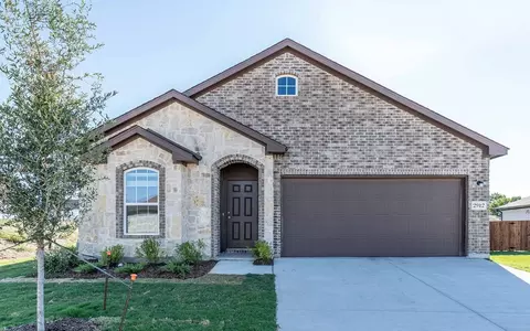 2912 Rosemary Dr, Sherman, TX 75092
