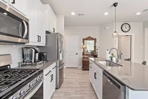 1817 Falling Star Dr, Haslet, TX 76052 photo 14