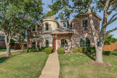 708 Bear Creek Dr, Murphy, TX 75094