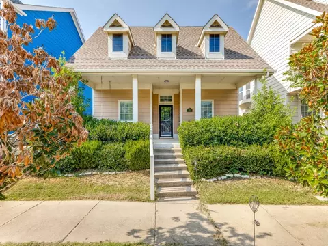 920 Cotton Exchange Dr, Savannah, TX 76227