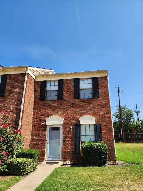 238 Samuel Blvd #T4, Coppell, TX 75019
