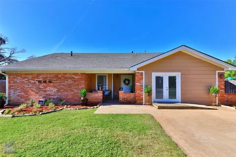 1973 Chimneywood Ct, Abilene, TX 79602